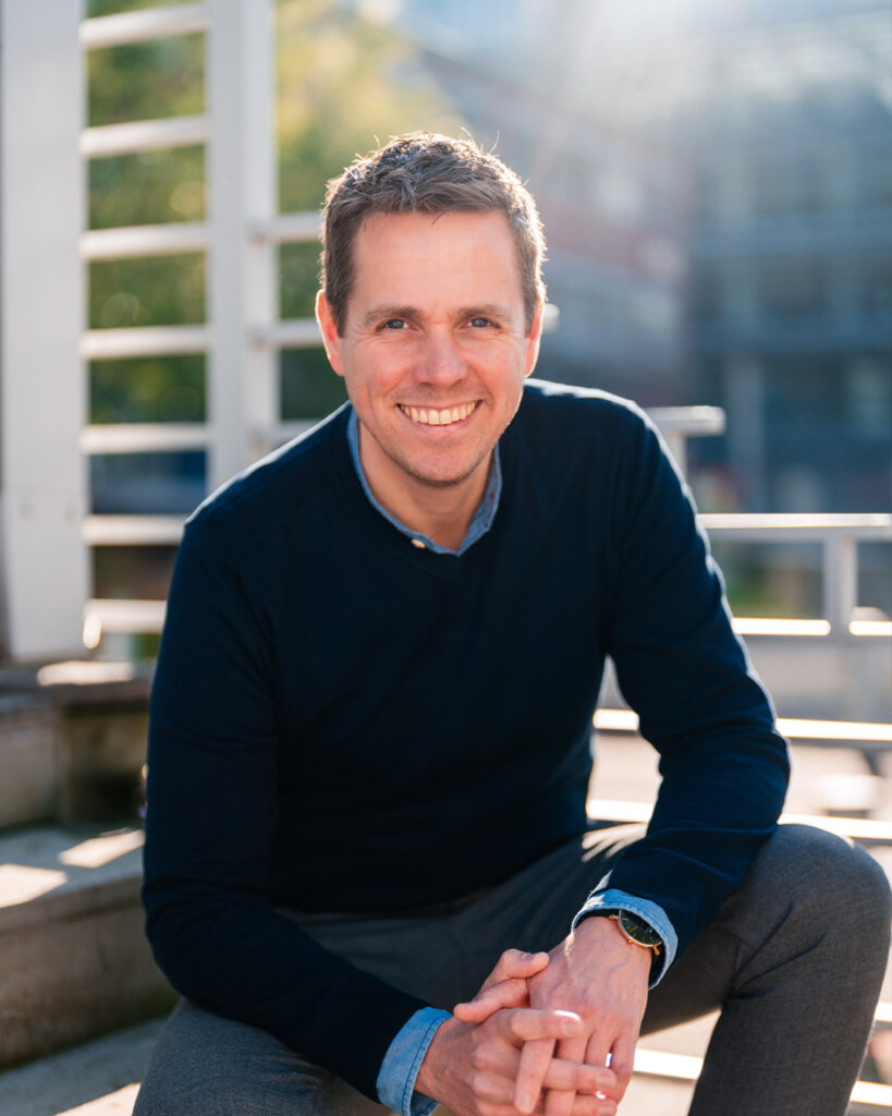 Phillipp Schwarz By Being You Kontaktseite Portrait Geschaeftsfuehrer Coaching